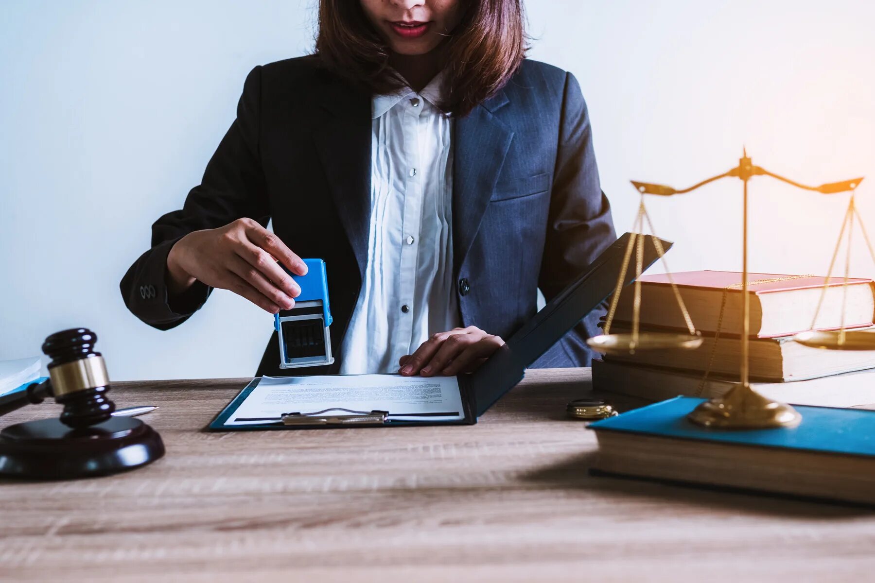 What is contract law. Legal concept. Юриспруденция. Договорное право картинки. Legal concept.
