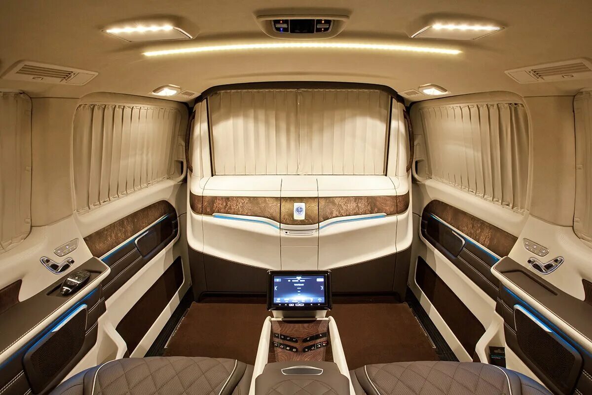 Микроавтобус майбах. Мерседес виано майбах. mercedes v class maybach. мерседес бенц v класс майбах. mercedes v class maybach 2025.