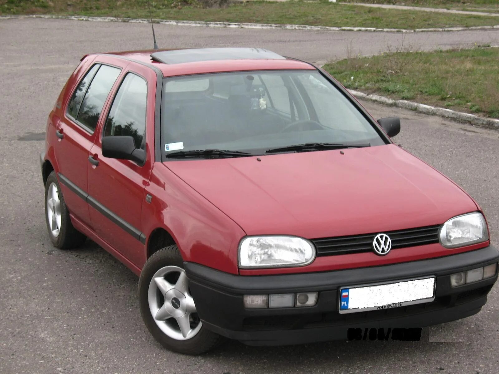 Volkswagen golf 3 сток. Vw golf 3. Фольксваген гольф 3 красный. Volkswagen гольф 3. Фольксваген гольф 3 хэтчбек.