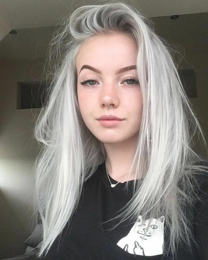 Белые волосы 18
