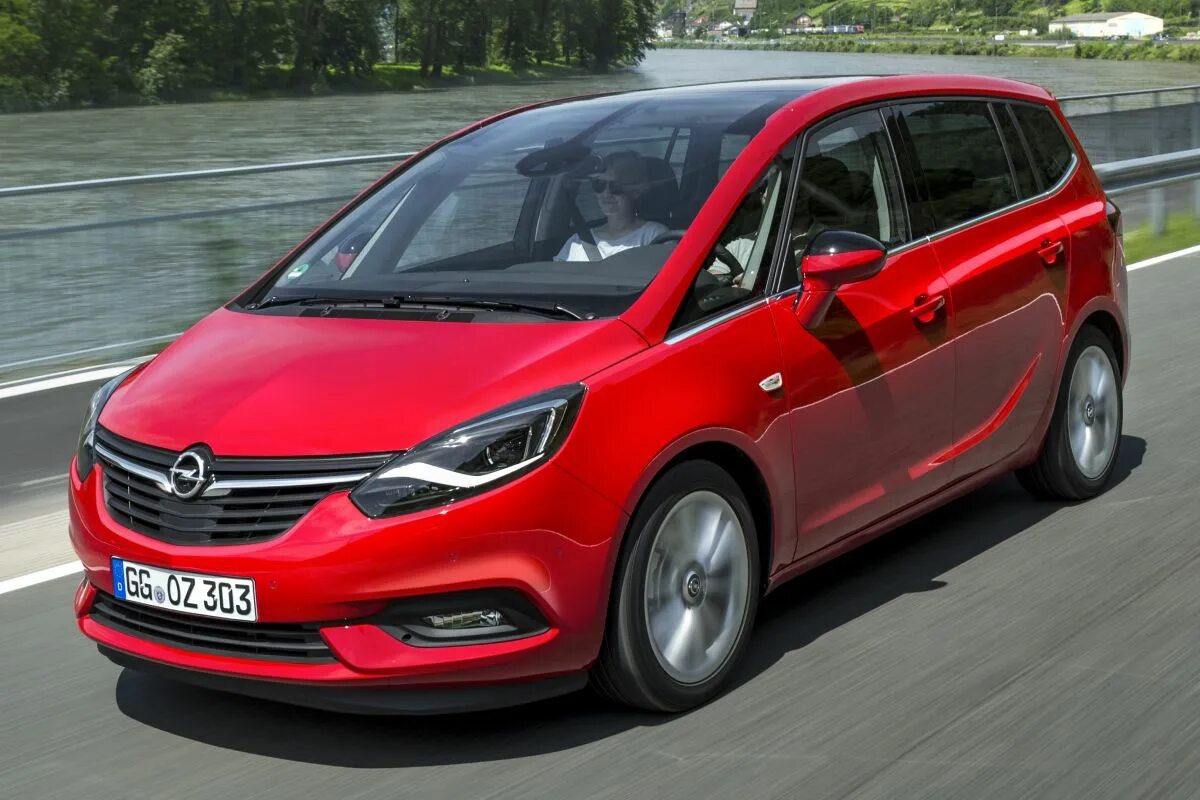 Opel Zafira 2016. Opel Zafira 2017. Опель Зафира 2017. Опель Зафира 2016. Новый опель зафира б