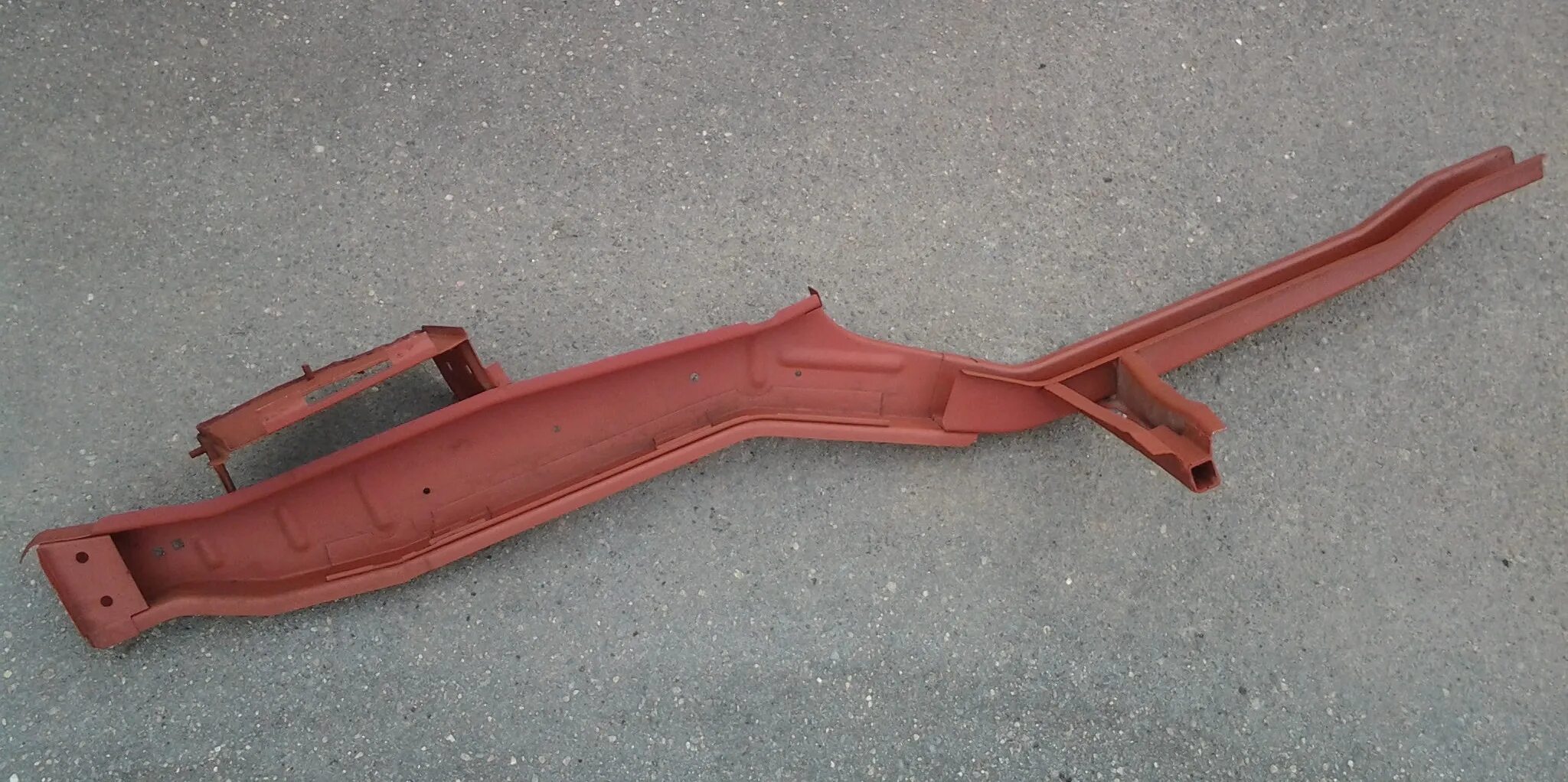 Лонжерон газ 20 победа. Панель радиатора газ 24. Лонжерон газ 3110. Лонжерон задний газ 31029. Задние лонжероны газ 22 волга.