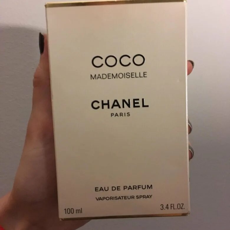 Coco Mademoiselle Chanel 100ml. Coco Mademoiselle Chanel 100ml коробка. Coco Mademoiselle Chanel 40 ml. Упаковка духов Коко Шанель.