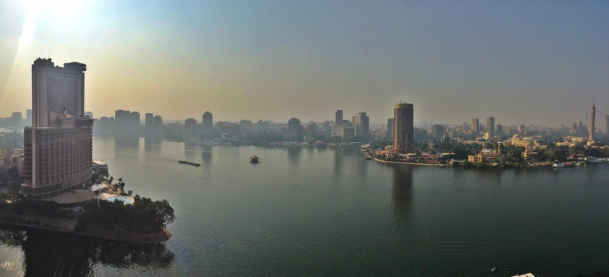 Каир 2023. Каир небоскребы. Каир фото улиц 2023. Туман в Каире.