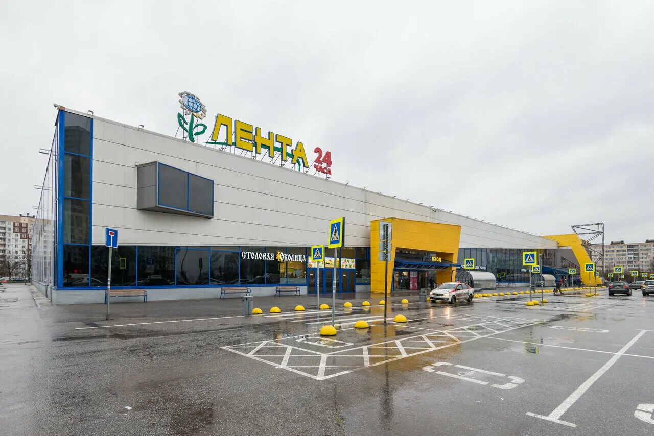 Лента парашютная 60. Супермаркеты и гипермаркеты санкт петербурга. Санкт петербург гипермаркет лента выборгское шоссе. Лента магазин внутри. Санкт-петербург проспект обуховской обороны 305.