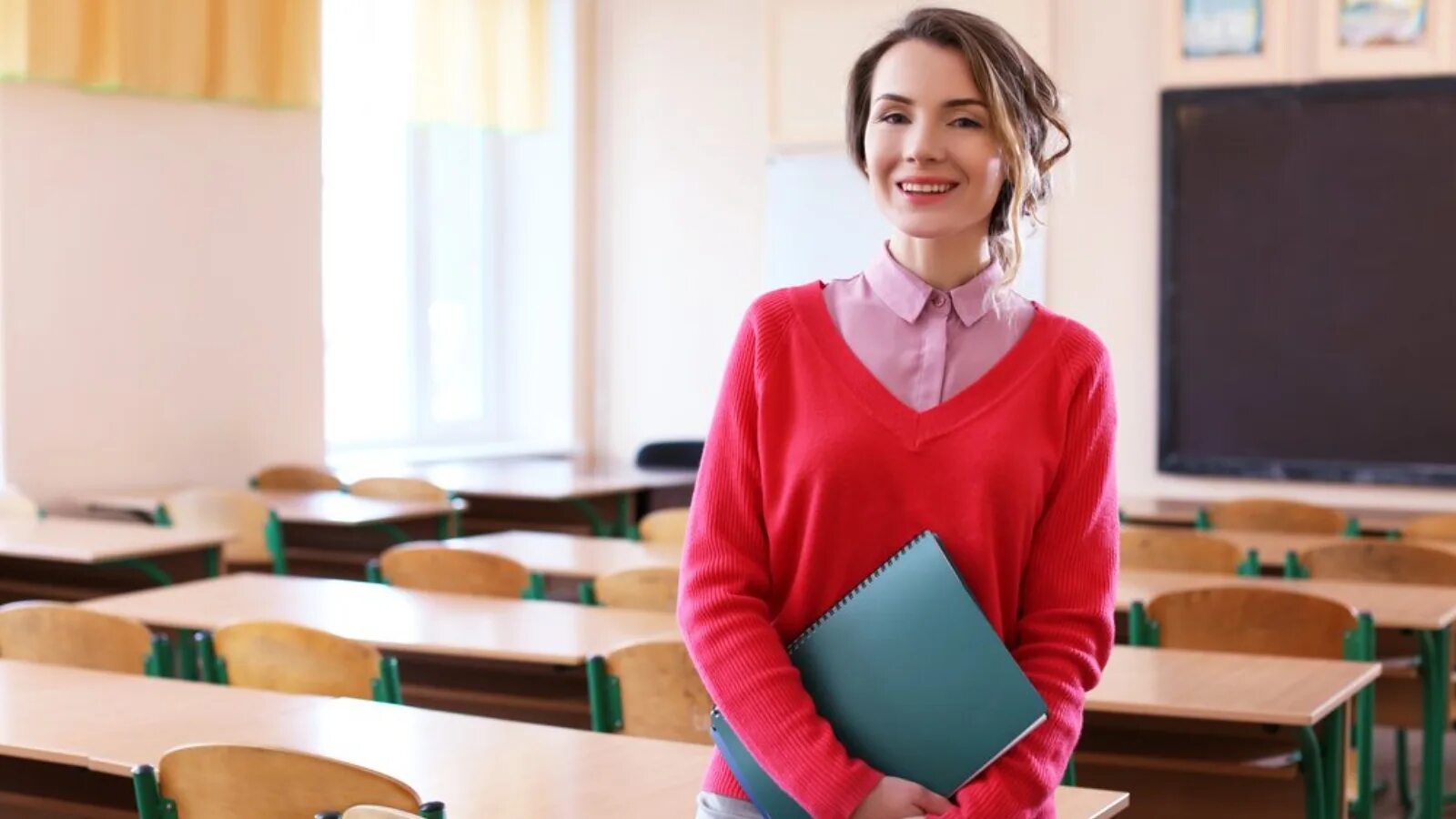 Как зовут преподавателя