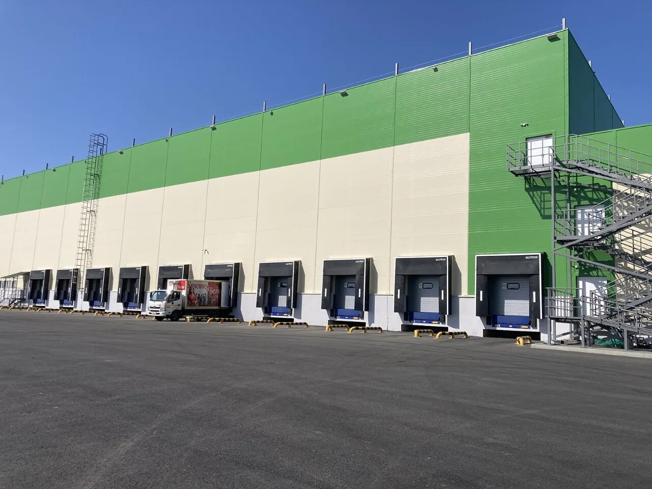 софьино склад сст склады. грузовой терминал жуковский. складской комплекс логопарк шушары. складской логистический комплекс слк новосибирск. производственно-складской комплекс акулово.