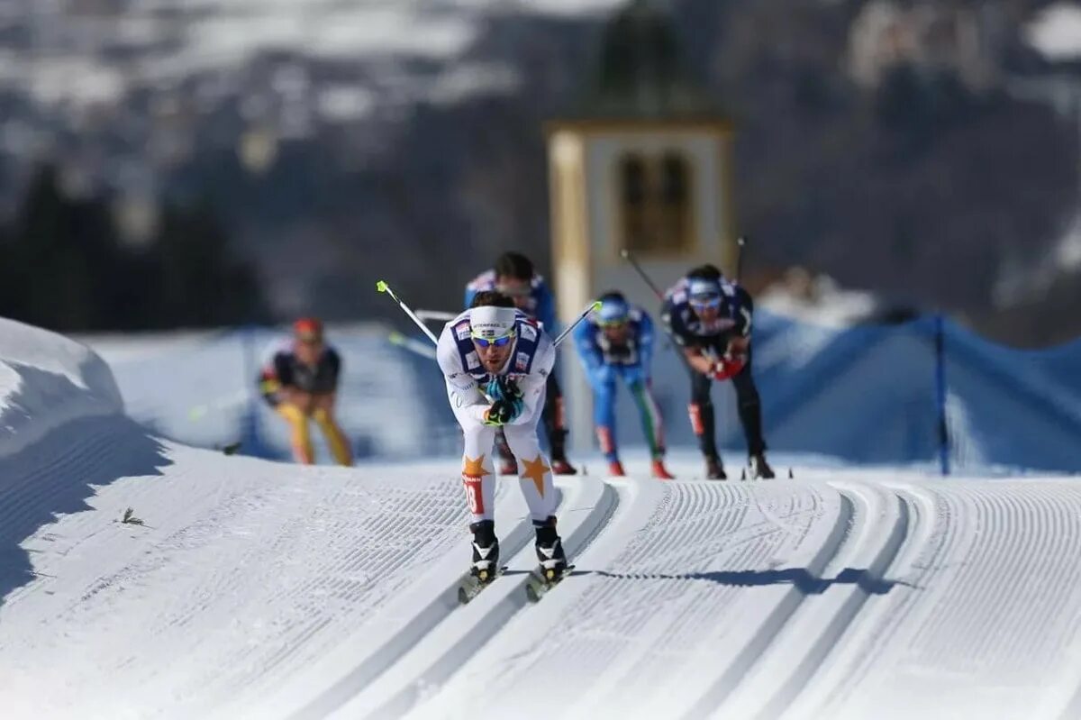 Виды гонок на лыжах. Лыжи спорт. Лыжные гонки. Горнолыжный спорт. Лыжные гонки спуск.