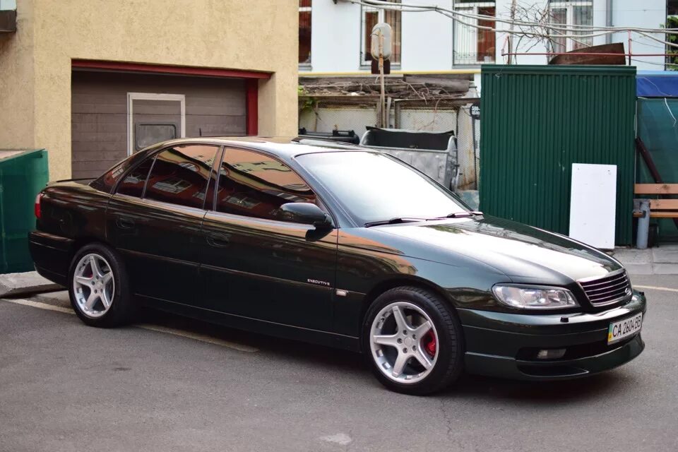 Омега диски купить. Opel Omega b. Opel Omega b r17. Opel Omega a r17. Opel Omega b r20.