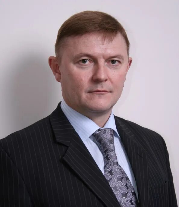 Ректор реавиз самара. Николай лысов реавиз. Реавиз институт самара официальный. Лысов николай александрович реавиз. Хайруллин радик магзинурович ректор.