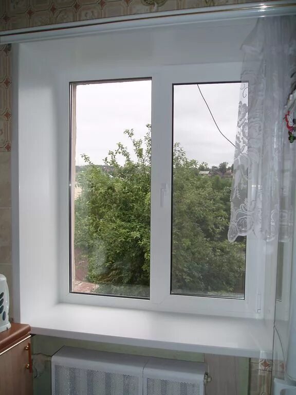 Недорого окна пвх в омске. Окно пвх 500х500 поворотно откидное. Недорого окна пвх в омске. Окна пвх. Окно двухстворчатое пластиковое.
