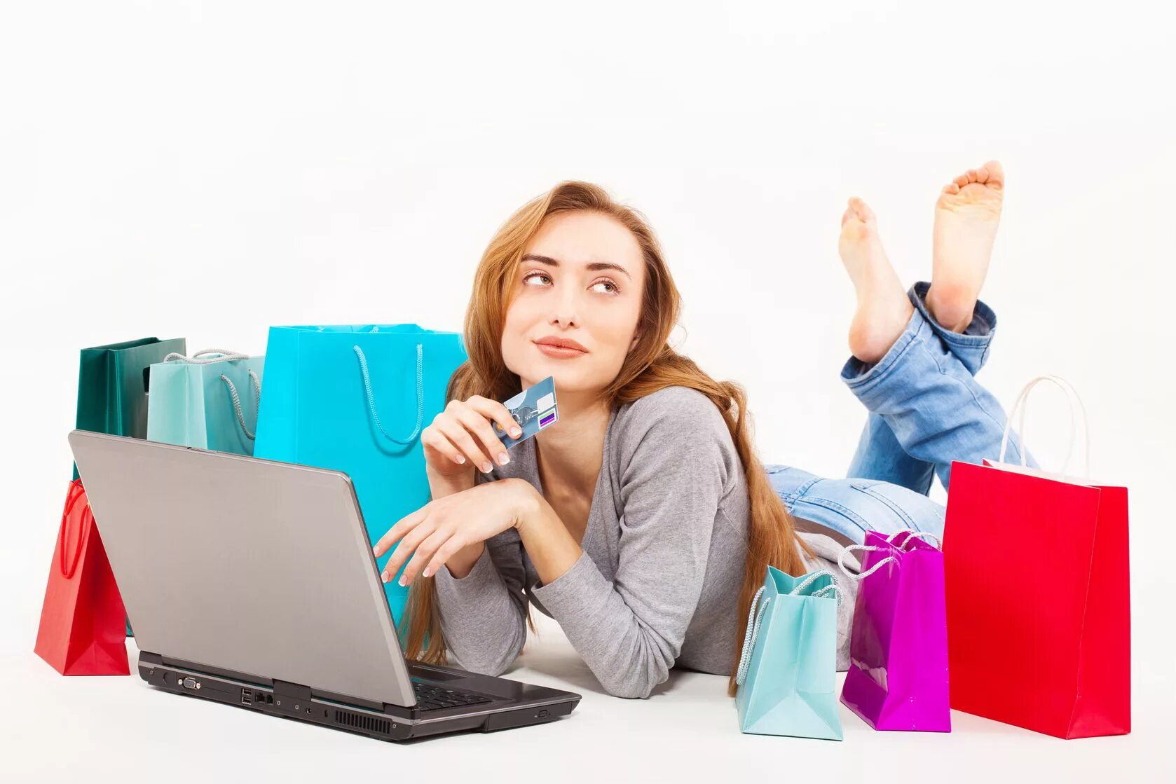 Shopping plus. Покупки в интернете. Интернет шоппинг. Человек заказывает в интернете.