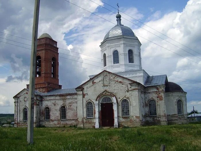 Петровка Павловского района Воронежской области. Храм в Петровке Воронежской области. Церковь в Петровке Павловского района Воронежской области. Село Казинка Церковь Павловский район Воронежской области.