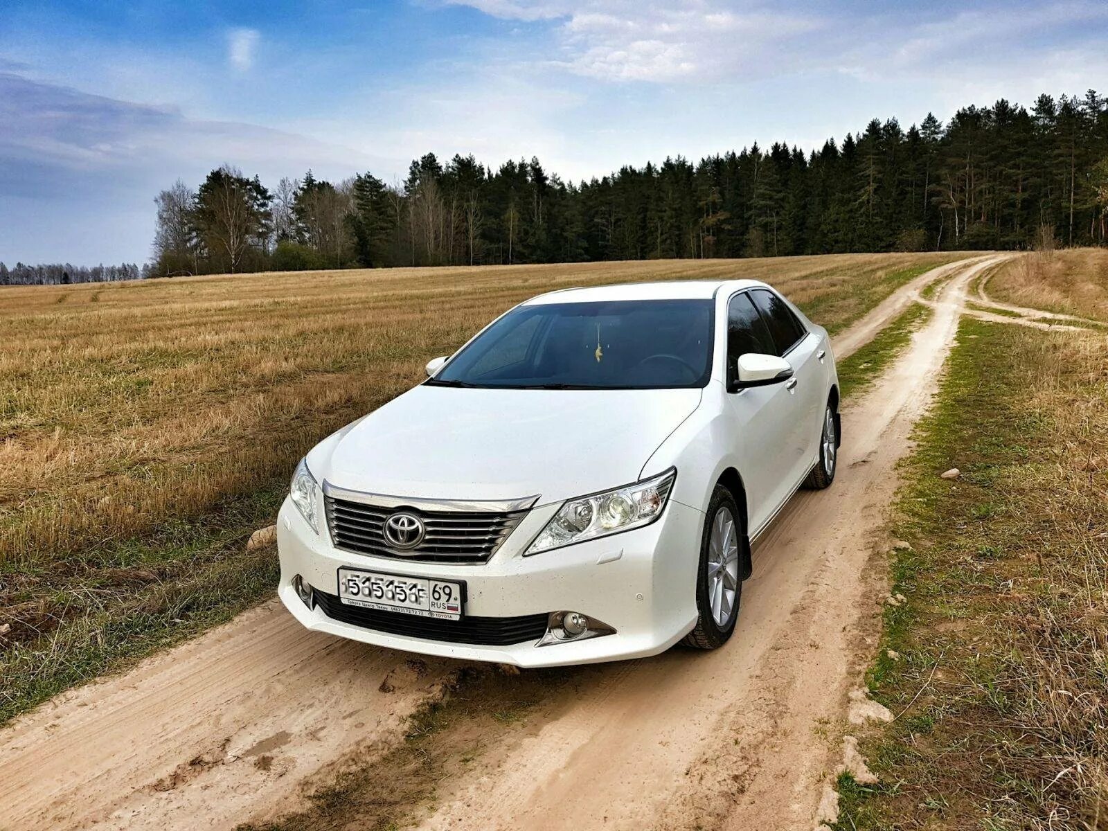 Тойота камри фото. Тойота Камри 50 белая. Toyota Camry v50. Toyota Camry xv50. Toyota Camry 2012 White.