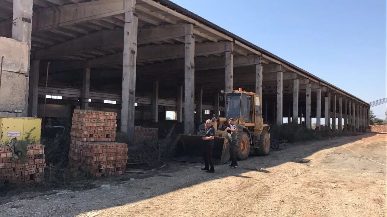 дагестан махачкала кирпичный завод. хасавюртовский кирпичный завод. кирпичный завод в дагестане рабство. дагестанский кирпичный завод рабство. кирпичный завод в дербенте.