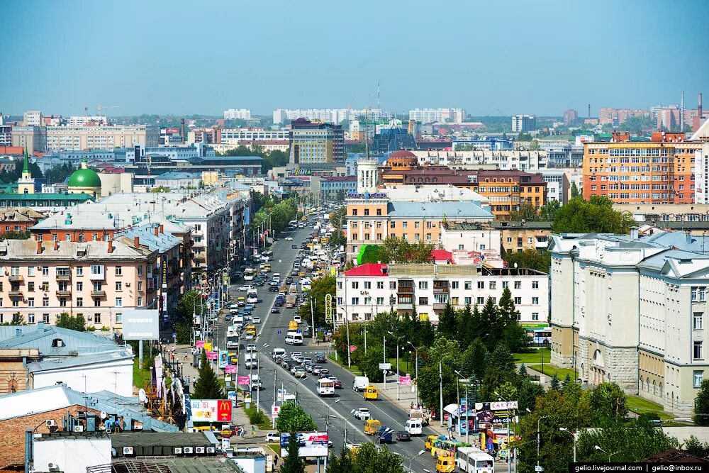 Сколько городу омску. Омск с высоты птичьего полета. Город Омск с высоты птичьего полета. Проспект Маркса Новосибирск gelio. Омск улица Ленина вид сверху.