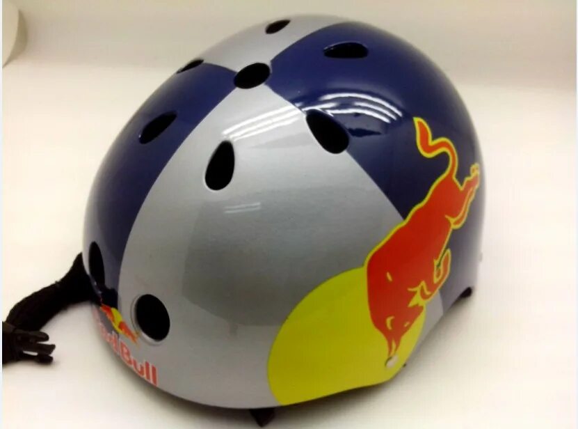 горнолыжный шлем ред булл. булл шлем. шлем ред булл для сноуборда. булл шлем. булл шлем.