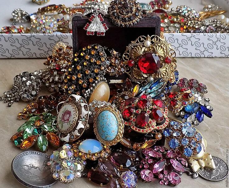 винтажные украшения лом. винтажные лоты украшений. винтажный лом бижутерия. бижутерия винтажный лом. бижутерия украшения винтаж.