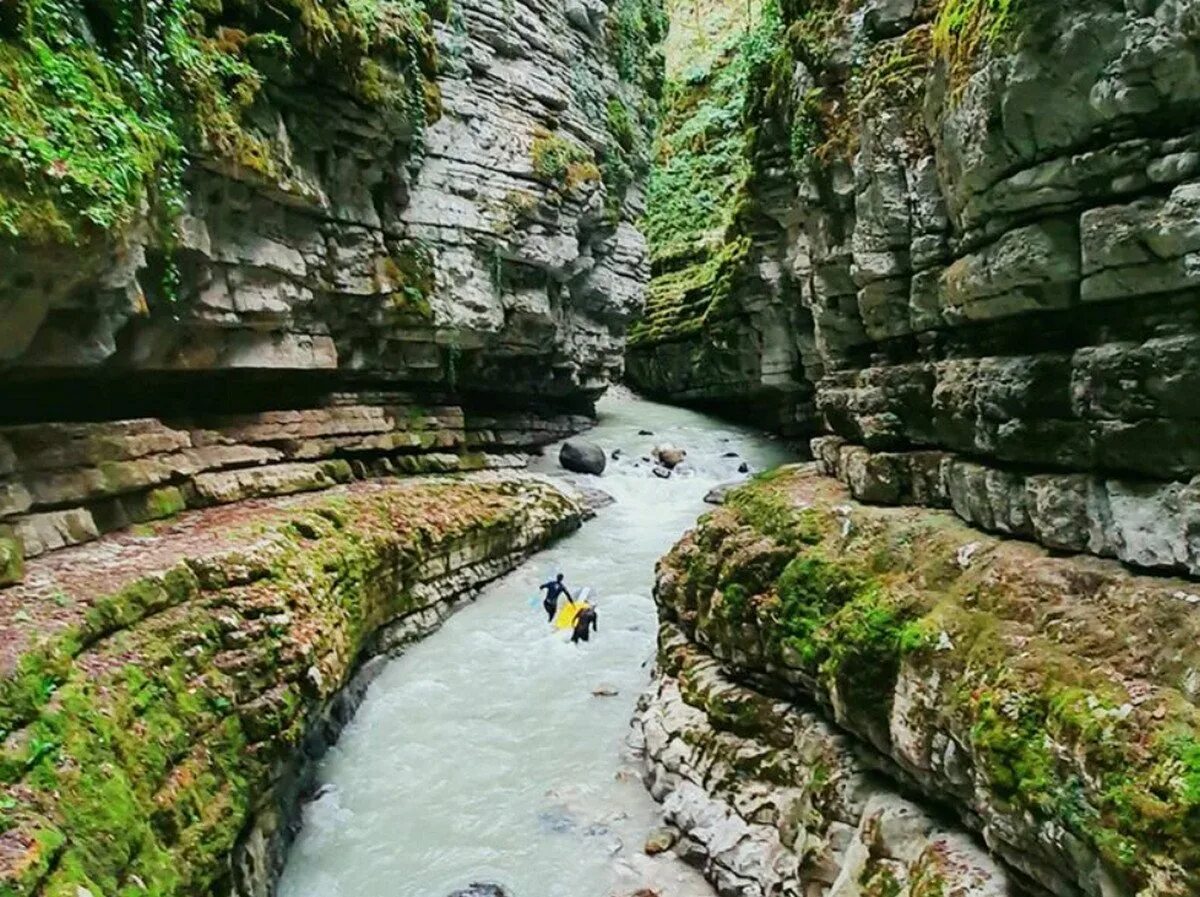 Река хашупсе абхазия. Форелевое хозяйство абхазия хашупсе. Каньон хашупсе абхазия. Каньон в абхазии цандрипш. Абхазия цандрипш каньон хашупсе.