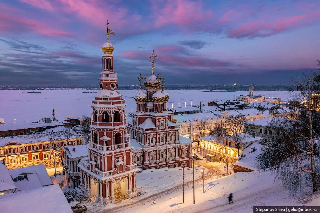 Поволжский нижний новгород. Нижний Новгород столица Поволжья. Строгановская Церковь Нижний Новгород зима. Город Горький + Строгановская Церковь. Слава Степанов Нижний Новгород.