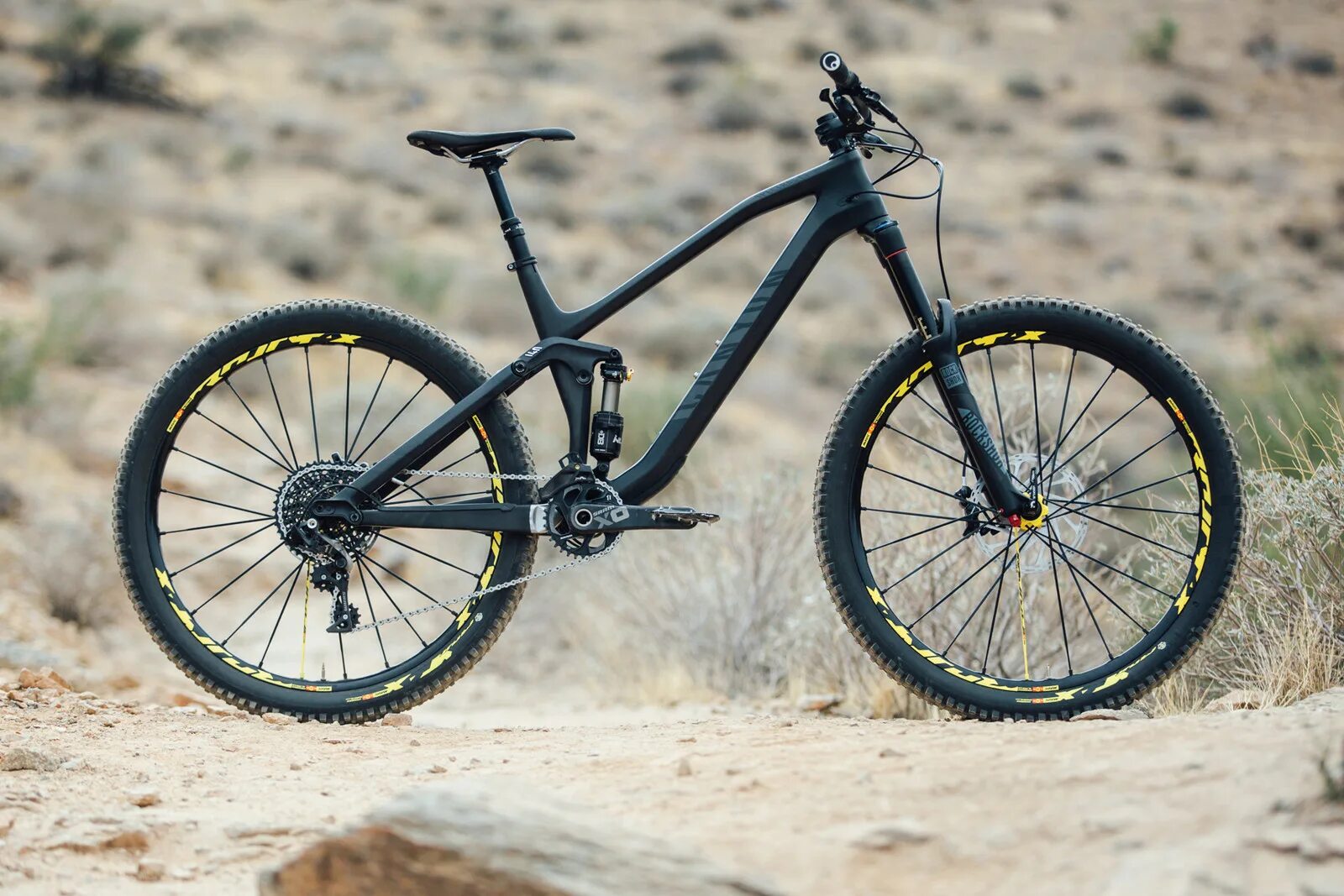 Canyon bikes. Canyon Spectral CF 9.0 SL. Canyon Spectral CF 9.0 XTR. Canyon Spectral 2016. Canyon Spectral CF 2020.