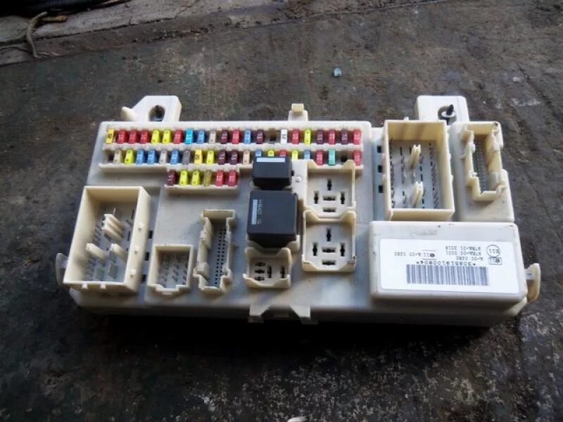 предохранитель прикуривателя форд фокус 2. предохранитель прикуривателя форд фокус 3. форд 3 предохранитель прикуривателя. блок предохранителей форд фокус 3. предохранитель прикуривателя форд фокус 3 хэтчбек.