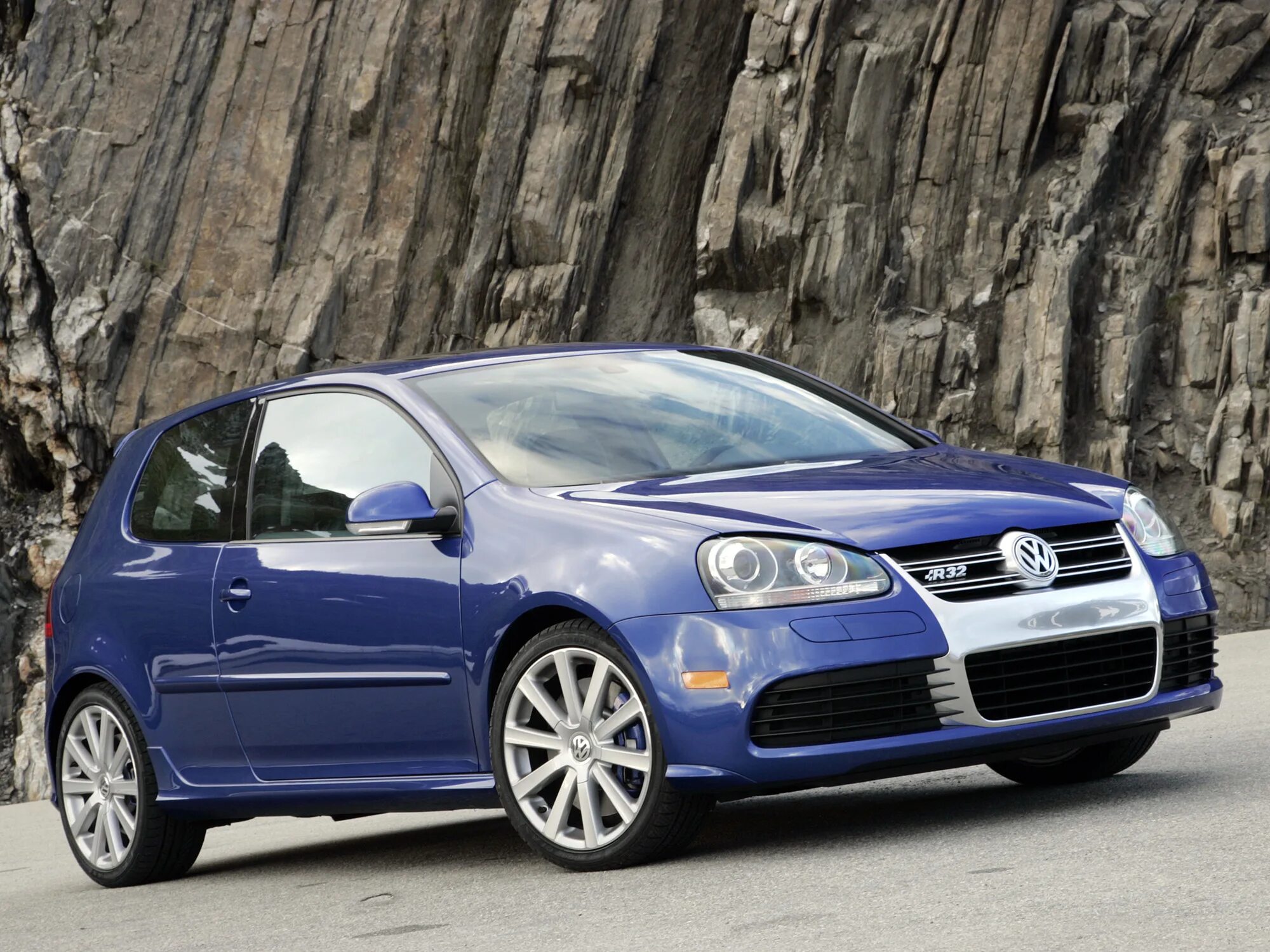 Golf 5. фольксваген гольф 5 2006. Golf 5 r32. Vw golf r32 mk5. Vw golf 5 r.