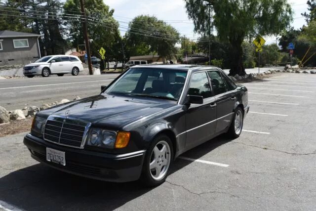 Мерседес 1993 е. Mercedes 190 1993. Mercedes-benz w124 e500 1991-1994. Мерседес 1993 е. Мерседес е230 1993.