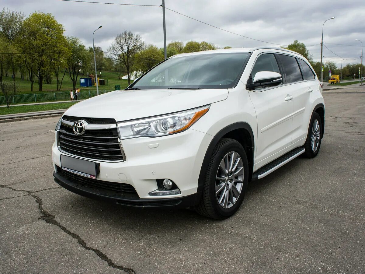 Тойота хайлендер 2014. Toyota Highlander 2014. Toyota Highlander xu50. Toyota Highlander 2014 белый.