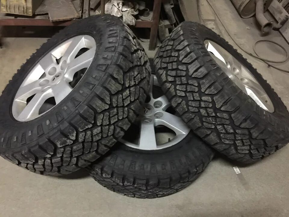 Резина на паджеро купить. Goodyear Duratrac 265/65r18. Duratrac 265/65. Goodyear Wrangler Duratrac 265/70 r16. Goodyear Wrangler Duratrac 265/65 r18.