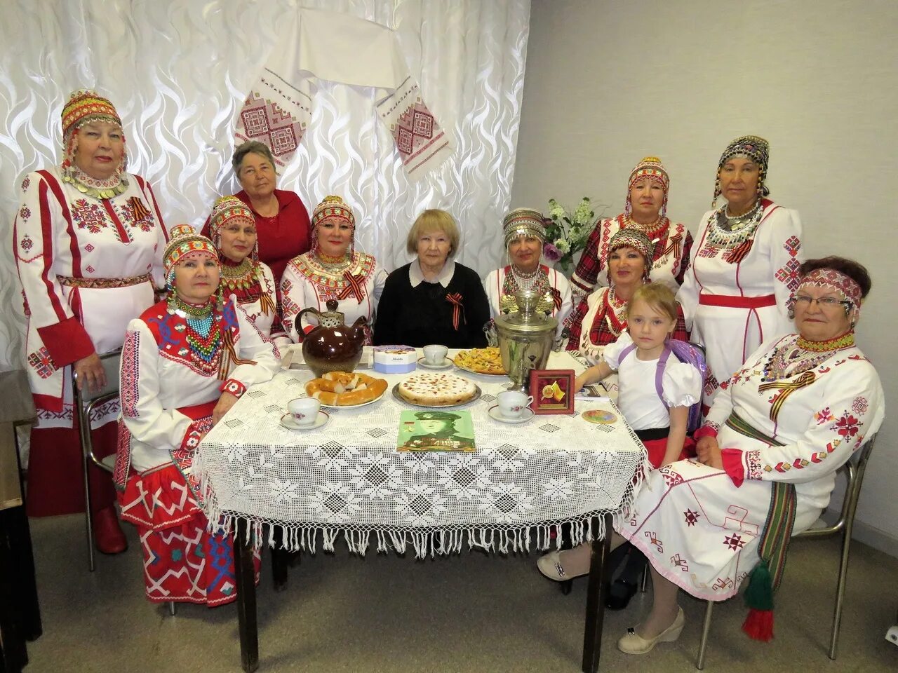Чуклеме чувашский праздник. День чувашского языка и культуры. Праздник чувашского языка. День чувашского языка фото. Чăваш кĕнеки.