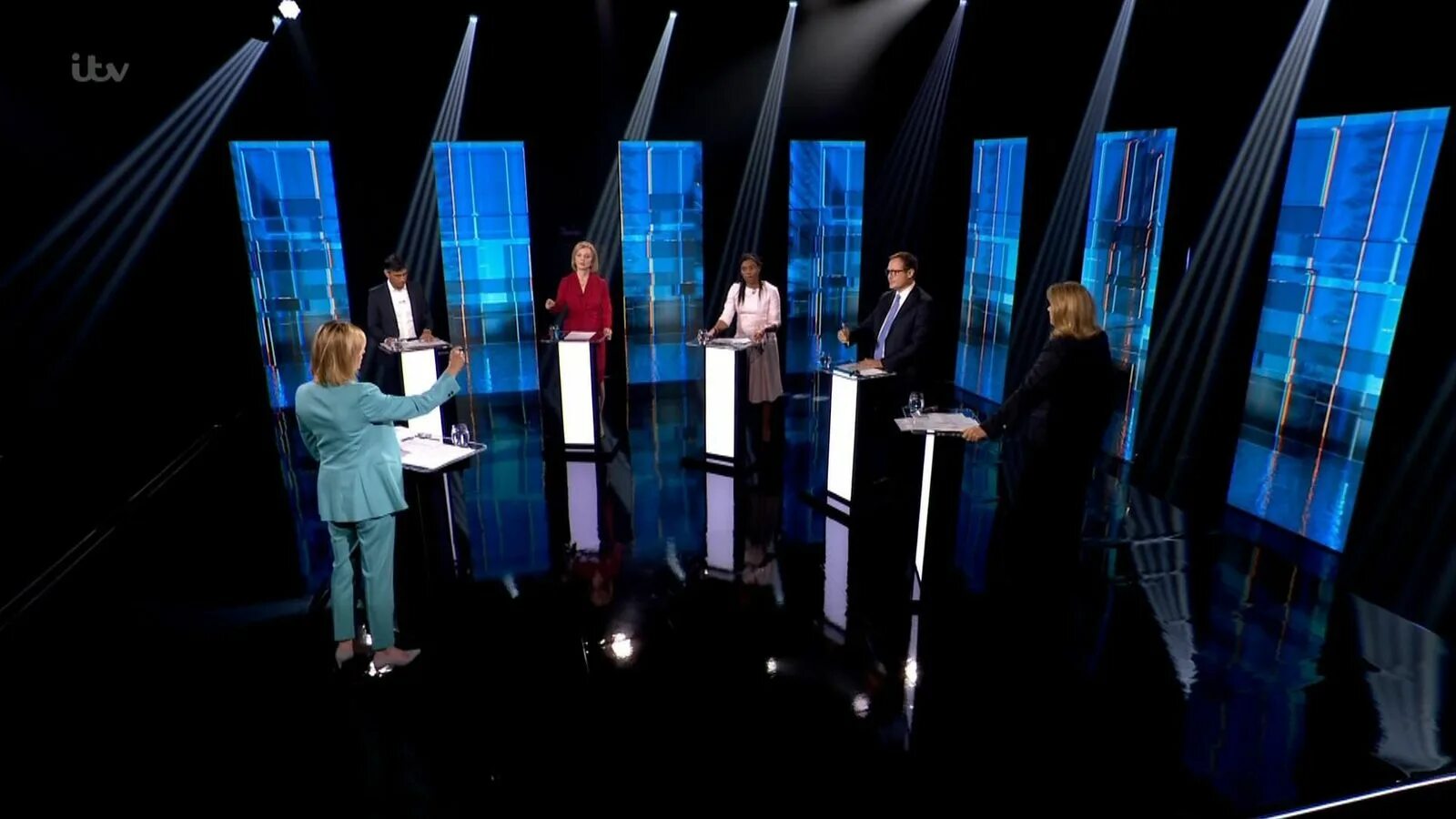 Телевизионные дебаты. Теледебаты 2003. Дебаты на ТВ. Дебаты в Великобритании.