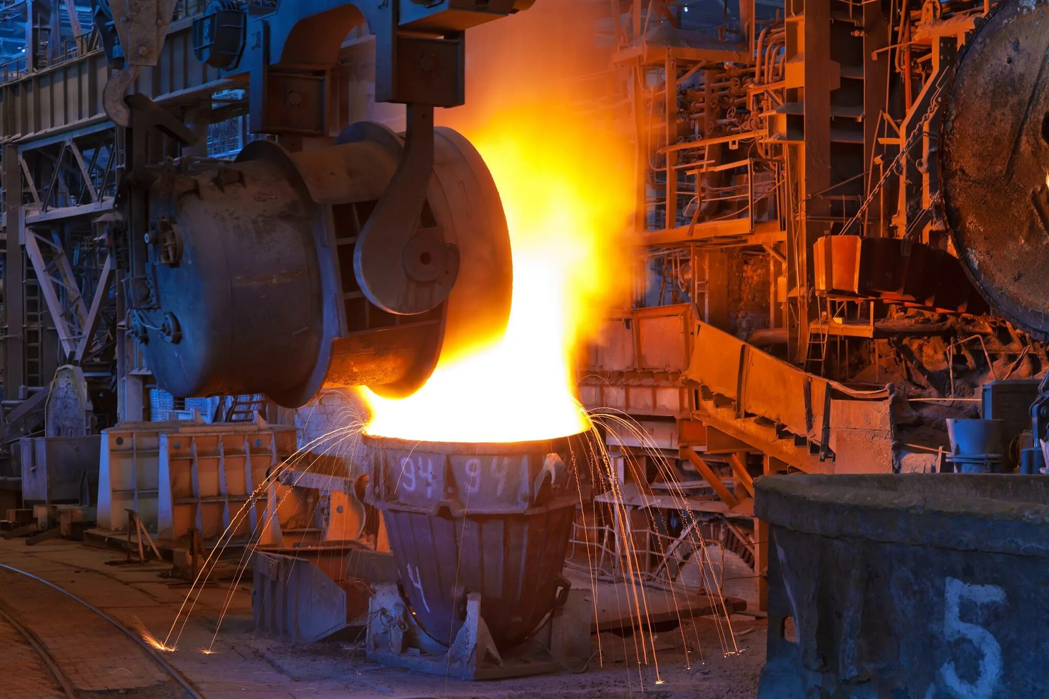Steelfactory. Металлургическое производство. Цветная металлургия. Металлургический завод. Металлургический цех.