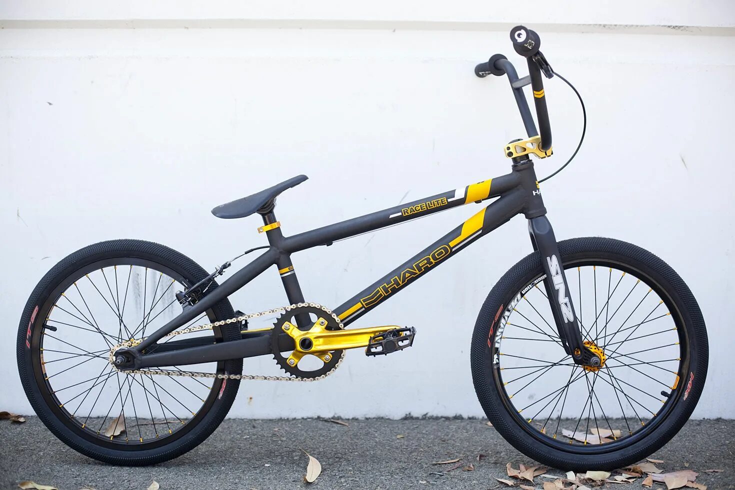 Бмх двухподвес. Bmx racing велосипед. Велосипед для bmx racing. Бмх race. Haro bmx race.