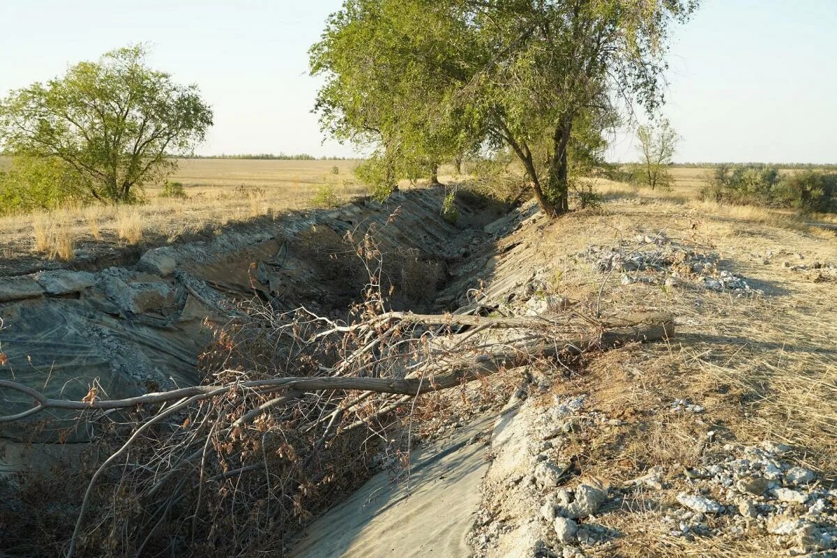 Погода в новоузенске на 10 дней точный. Поселок Радищево Новоузенский район. Саратовский оросительно-обводнительный канал. Саратовский оросительный канал (с 1968 г.),. Оросительные каналы Саратовской области.