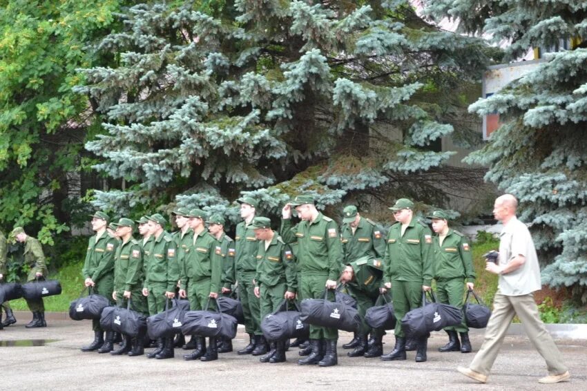 Комиссариат калуга. Военкомат района Лефортово. Военный комиссар Лефортово. Лефортовский военный комиссариат г Москвы. Сборный пункт Калуга.