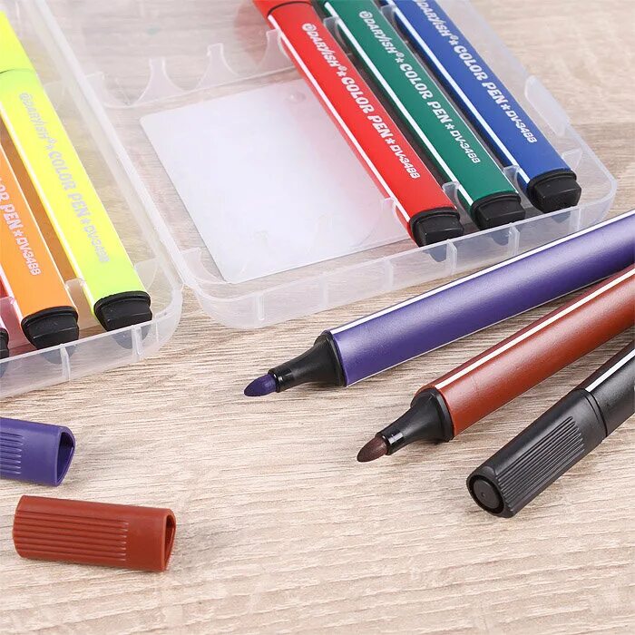 фломастеры в коробке пластиковой. фломастеры каляка маляка 18 цветов. фломастеры трехгранные. фломастер трехгранный цвета. фломастеры трехгранные.