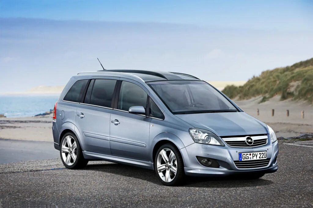 Минивены все марки цены бу. Opel Zafira. Zafira b OPC. Opel Zafira 2008. Опель Зафира 2022.