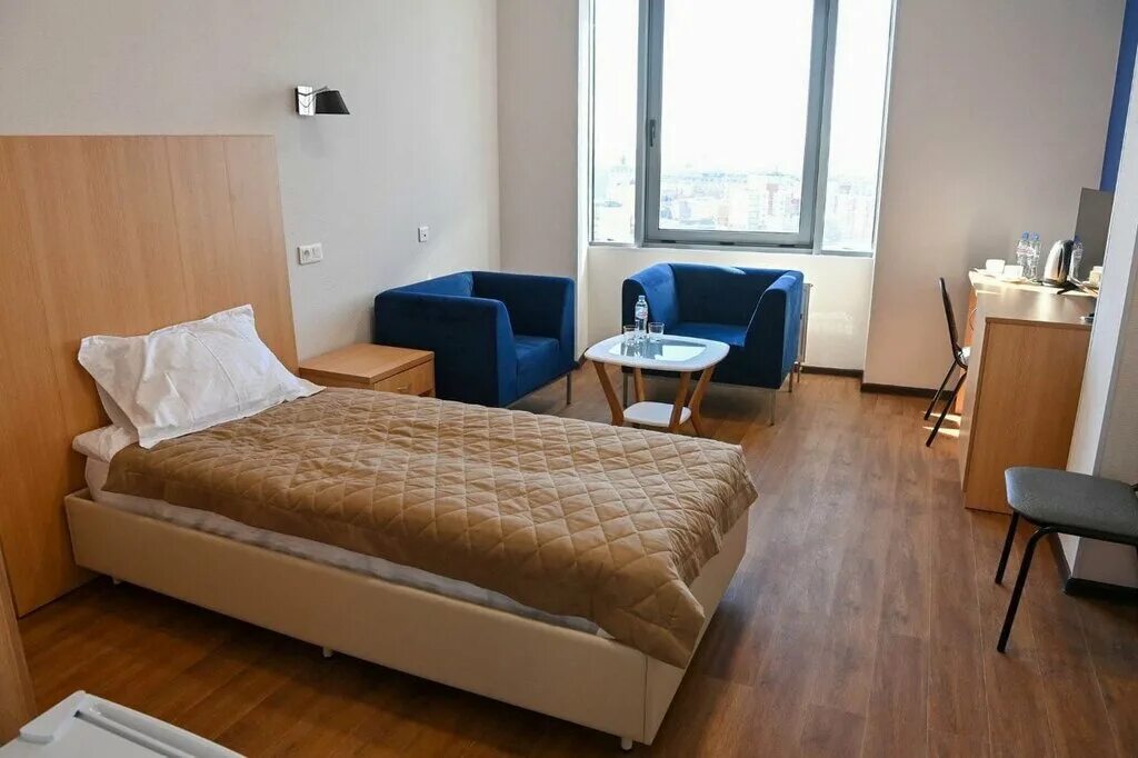 гостиница калуга в калуге. 21 век калуга отель. гостиница калуга кирова 1. калуга ленина 57 дворец спорта. историческая гостиница калуга.