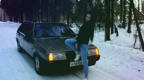 Красивая телка и балтика девятка