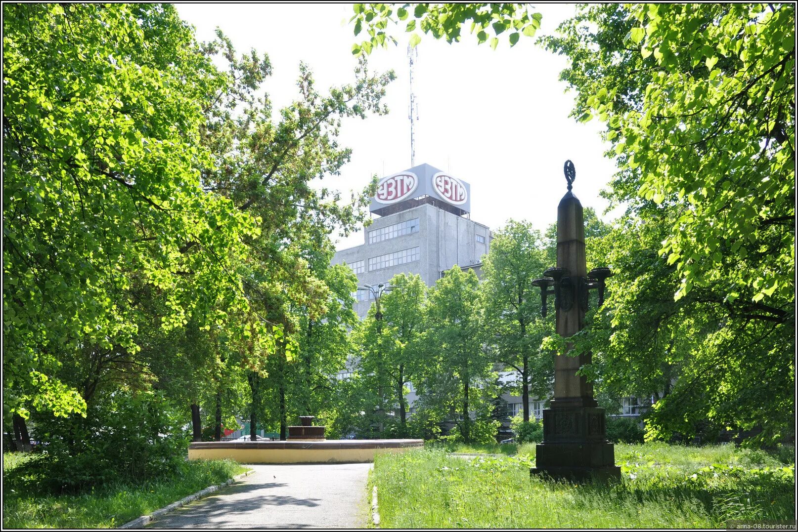 В каком городе находится уралмаш. Уралмаш Екатеринбург. Кировский Уралмаш. Уралмаш район Екатеринбурга. Уралмаш 2008 год.