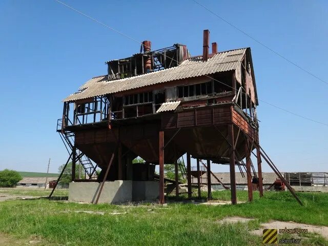 Село Псаучье Дахе. Сельхоз постройки. Сельские постройки для колонки. Красная горка Самарская область. Погода в красной горке самарской