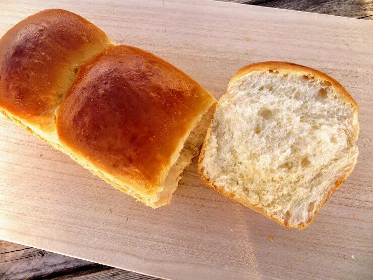 Молочный хлеб Хоккайдо. Японский хлеб Хоккайдо. Японский молочный хлеб. Японский белый хлеб.
