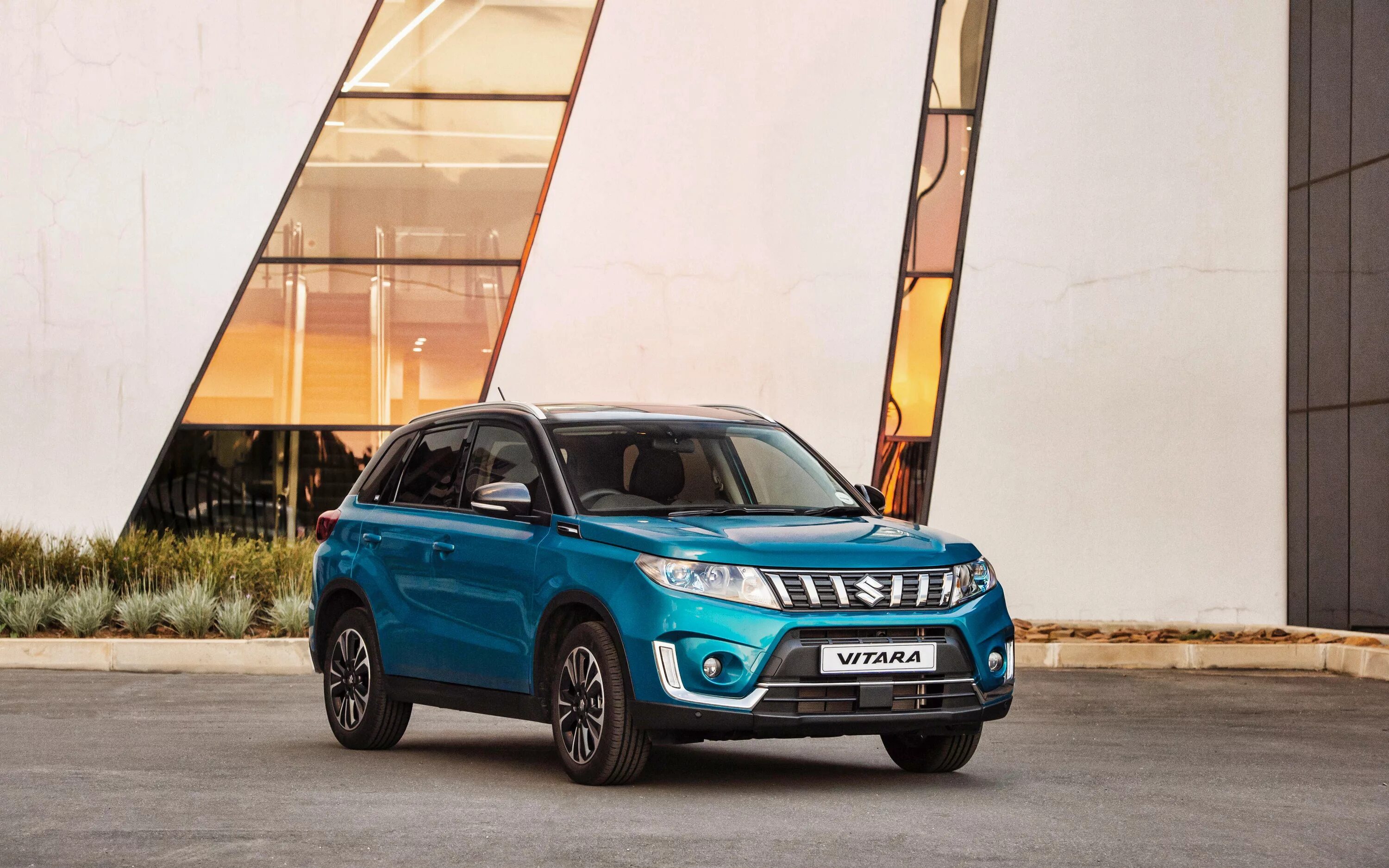 Гранд витара красная. Сузуки грант витара 2015. Suzuki vitara 2022. Сузуки витара 2015. Судзуки витара 2019.
