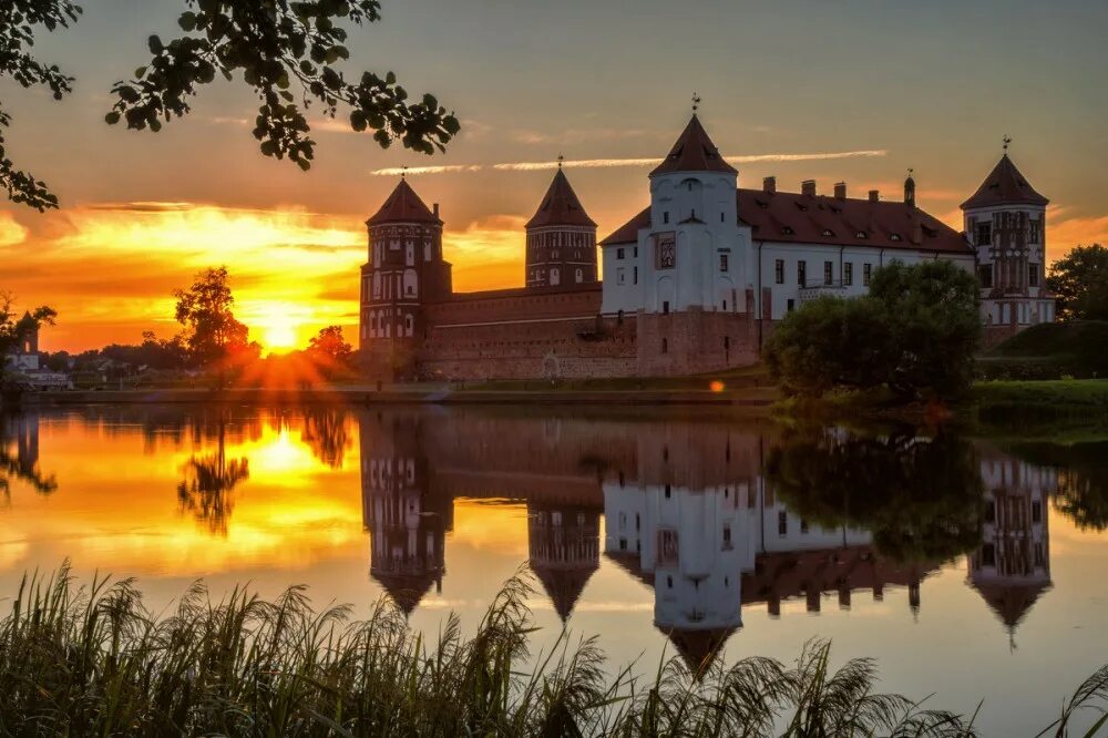 белоруссия, мирский замок Castle house, Castle pictures, Europe destinations