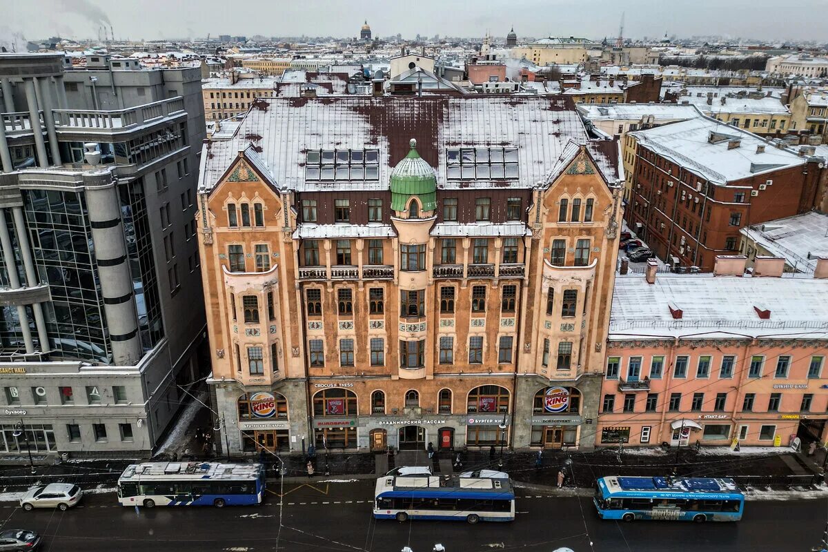 Владимирский проспект 19