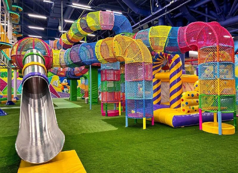 парк джеки джой в москве. джоки гагаринский. джеки джой вегас кунцево. джоки гагаринский. самые большие игровые комнаты.