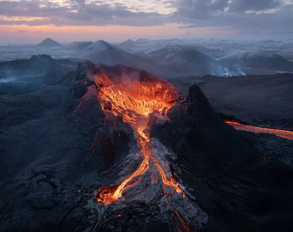 Самый опасный вулкан в мире. Взрыв вулкана. Извержение вулканов последние годы.