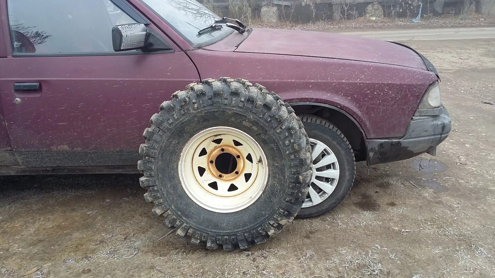 Резина ваз 2109 r13. Ваз на грязевой резине. Форвард сафари 540 на уаз. Ваз на грязевой резине. Ваз на грязевой резине.