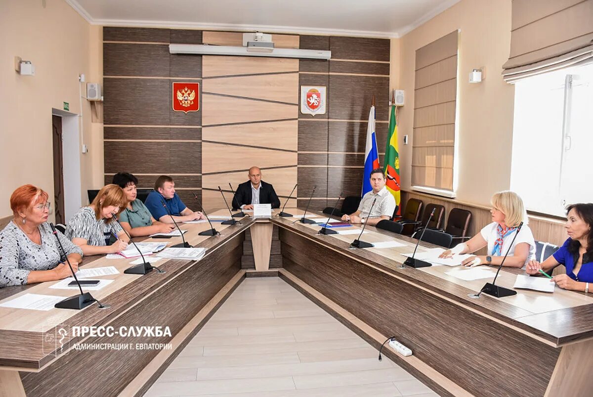 Центр занятости евпатории свежие. Модернизация центров занятости. Жители крыма. Центр занятости евпатории свежие. Центр занятости евпатория.